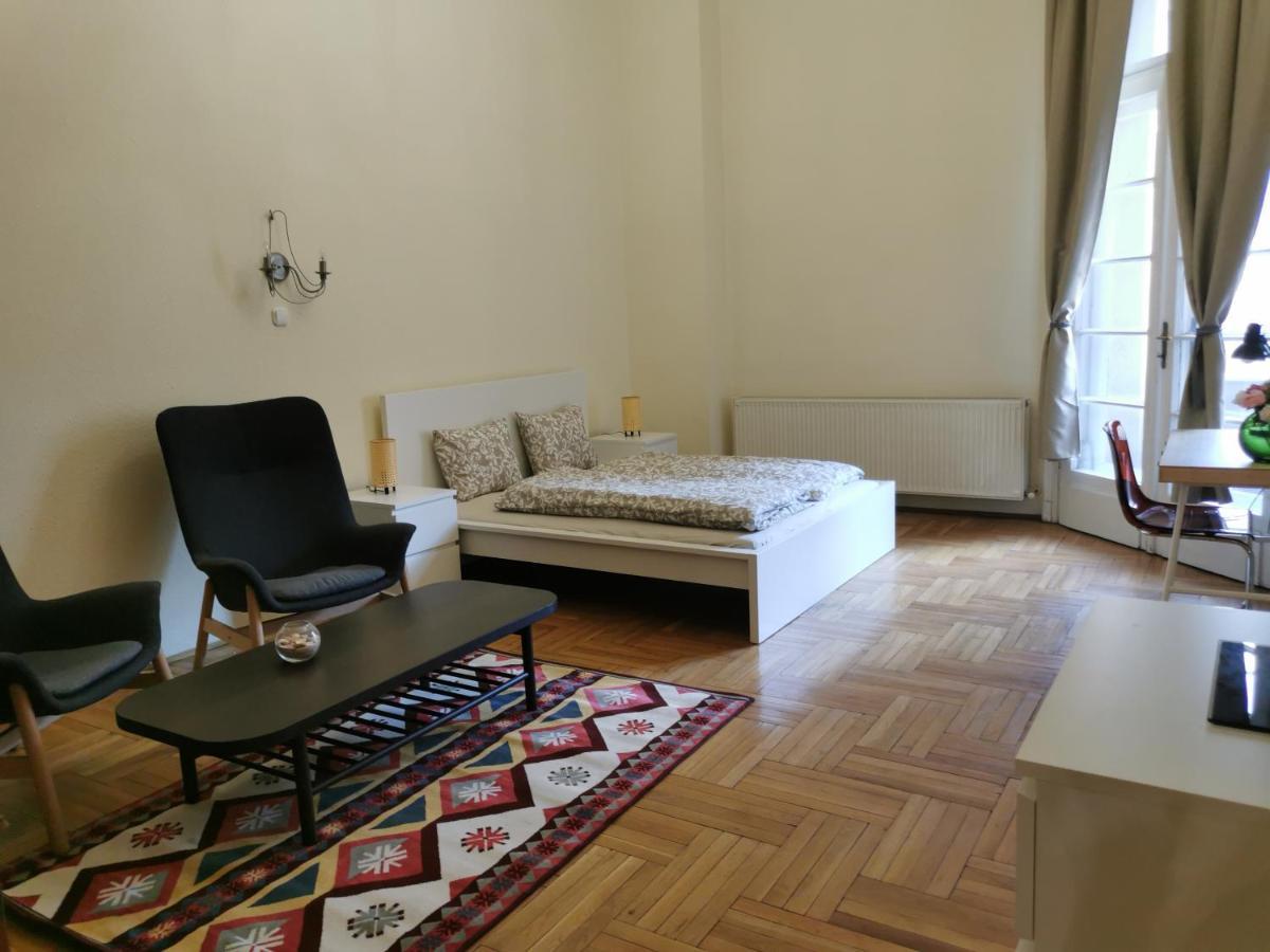 Andrassy Suite Budapeste Exterior foto
