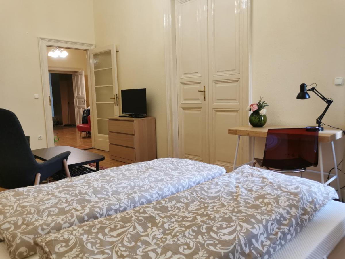 Andrassy Suite Budapeste Exterior foto