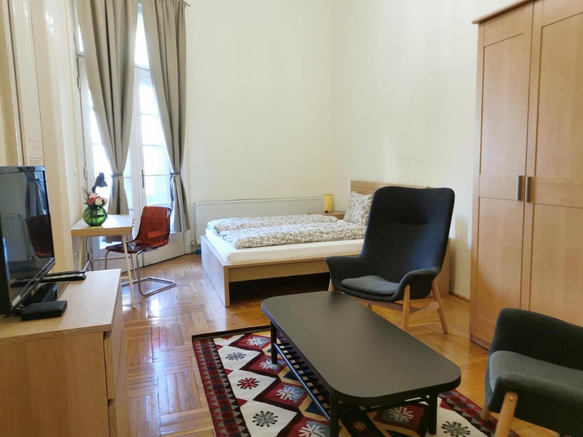 Andrassy Suite Budapeste Exterior foto